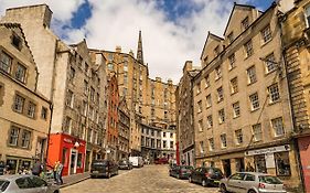 2Br Grassmarket Apartment With Castle View